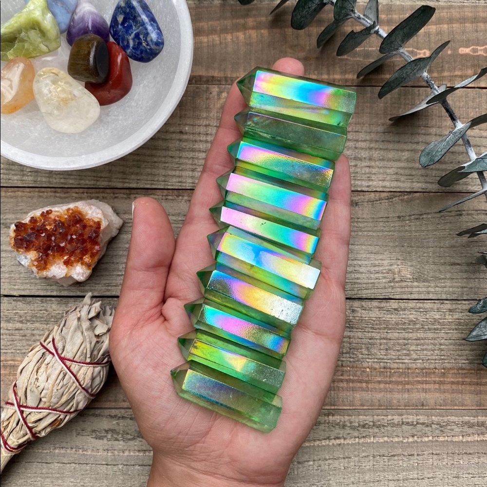 ONE Green Aura Quartz Crystal Tower • OOAK Stone Specimen